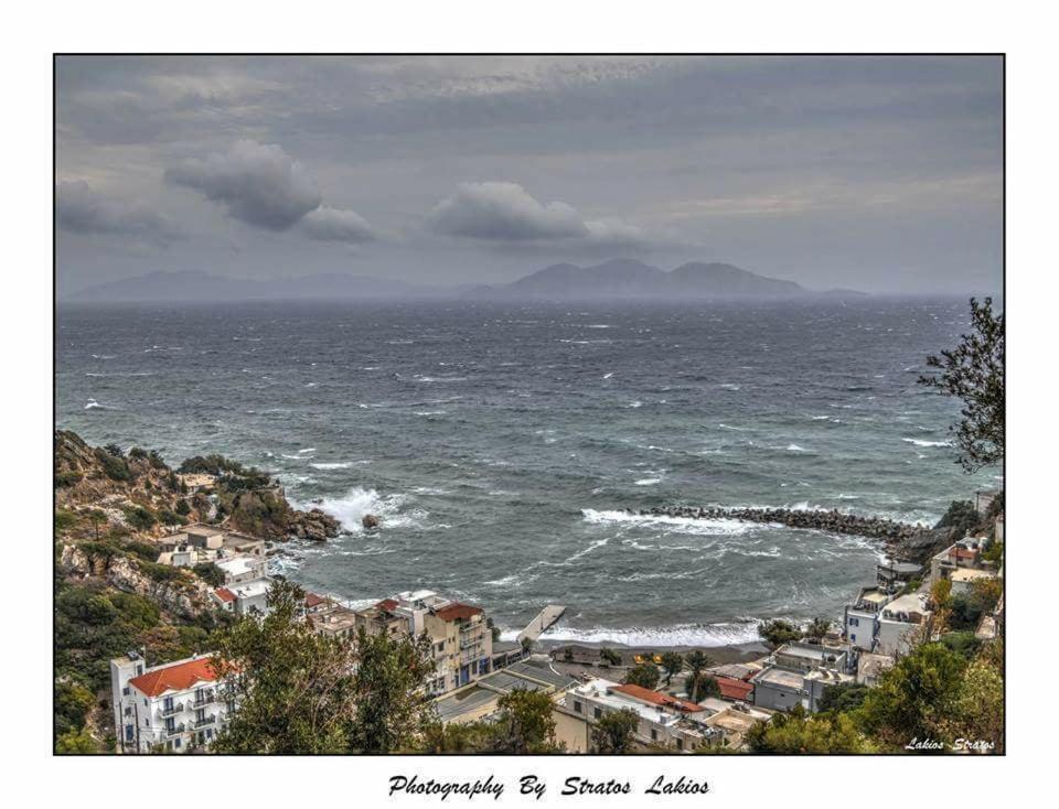 Hotel Rena Agios Kirykos  Bagian luar foto