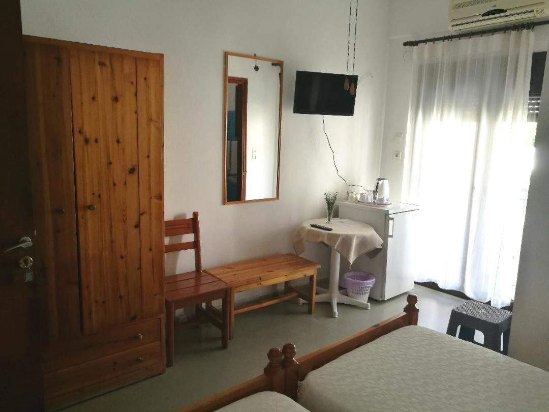 Hotel Rena Agios Kirykos  Bagian luar foto